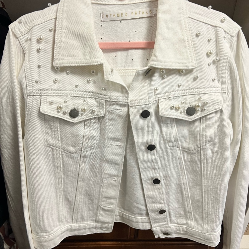 UNTAMED PETALS BY AMANDA JUDGE White Jean Jacket with Pearl Accents